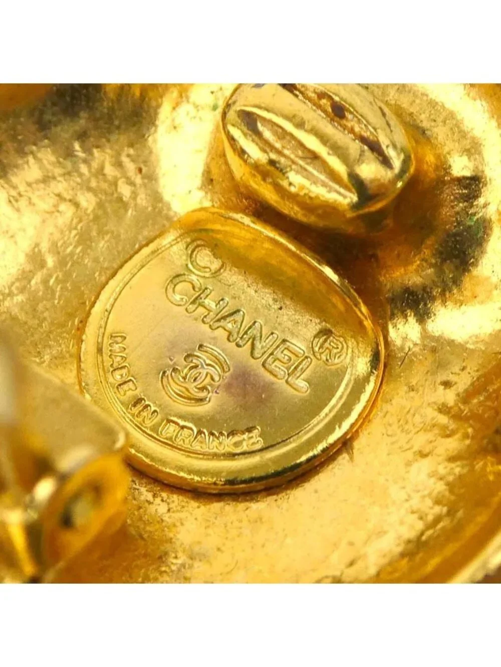 Chanel Earrings Gold
